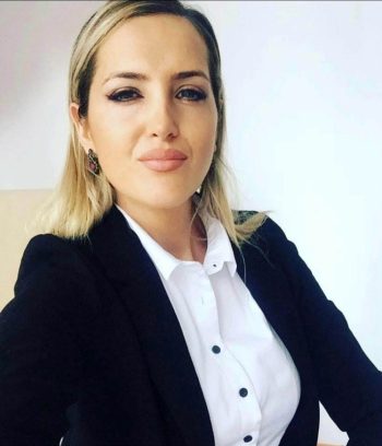Dr. Andreea Vlad